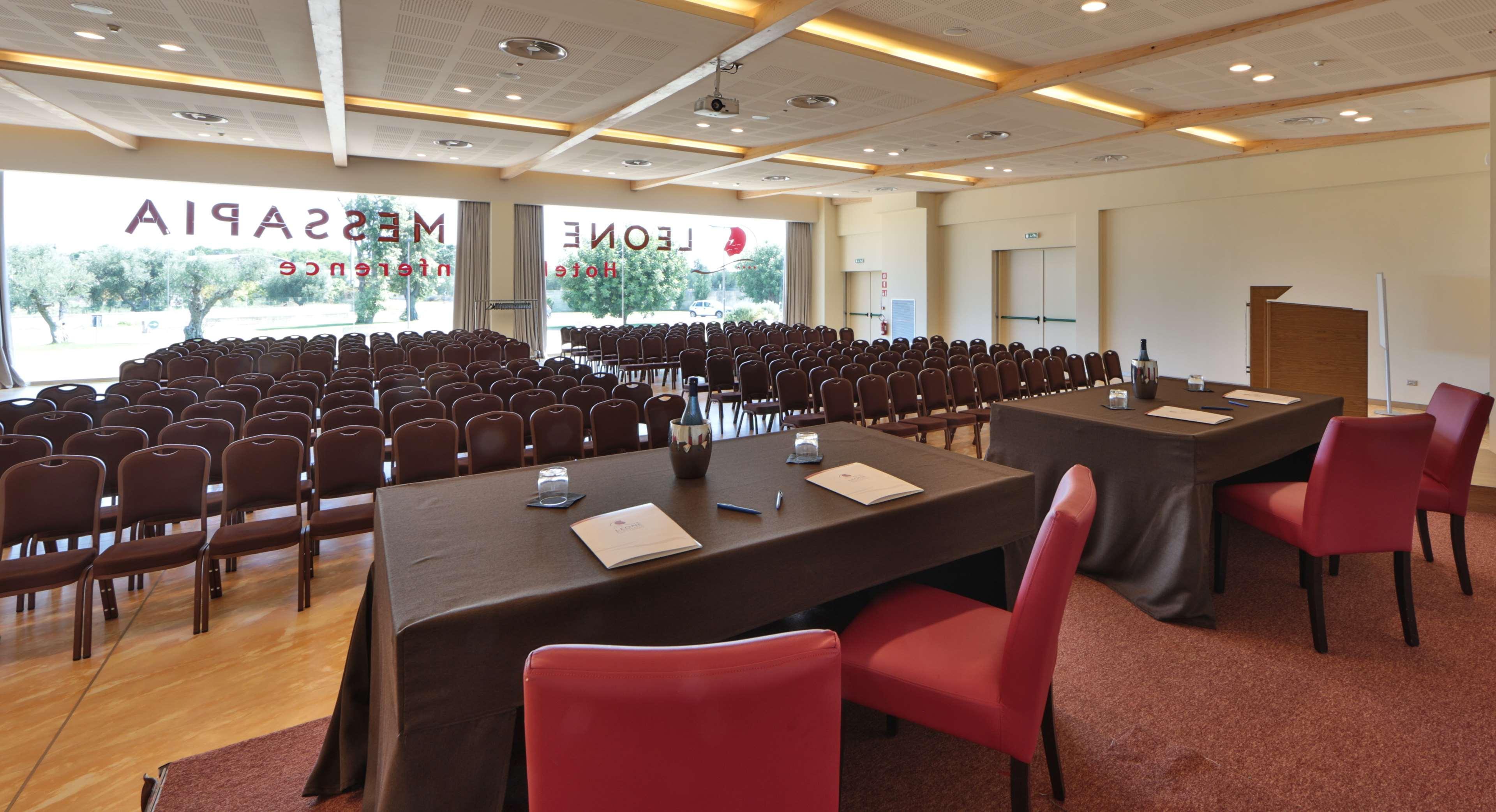 Best Western Plus Leone Di Messapia Hotel & Conference Лечче Экстерьер фото