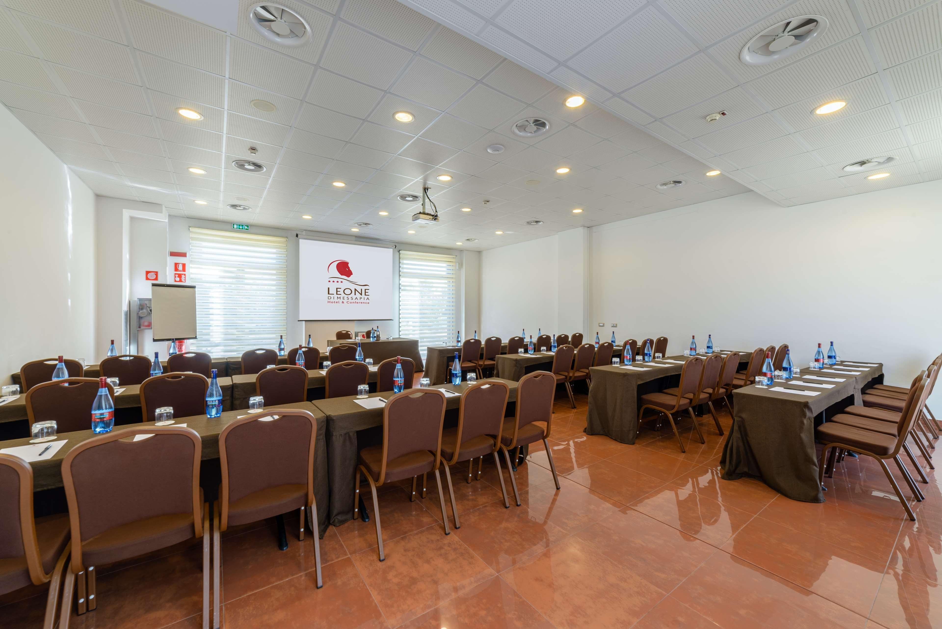 Best Western Plus Leone Di Messapia Hotel & Conference Лечче Экстерьер фото