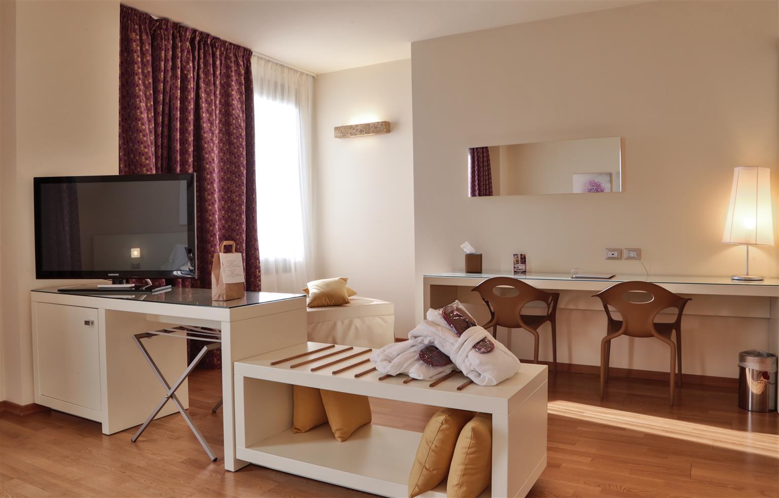Best Western Plus Leone Di Messapia Hotel & Conference Лечче Экстерьер фото