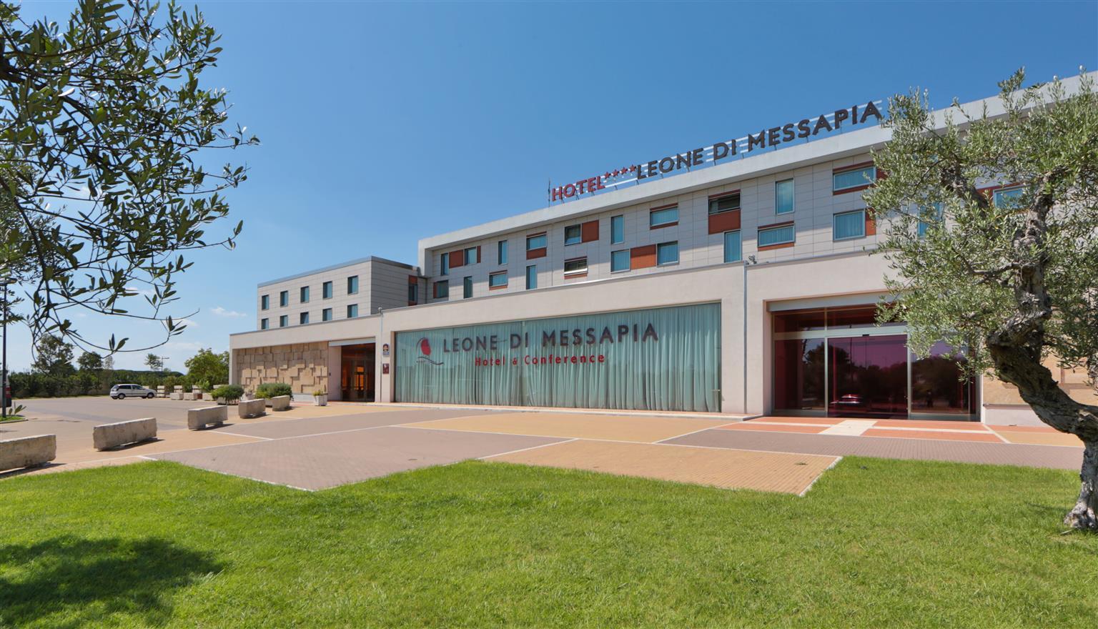 Best Western Plus Leone Di Messapia Hotel & Conference Лечче Экстерьер фото